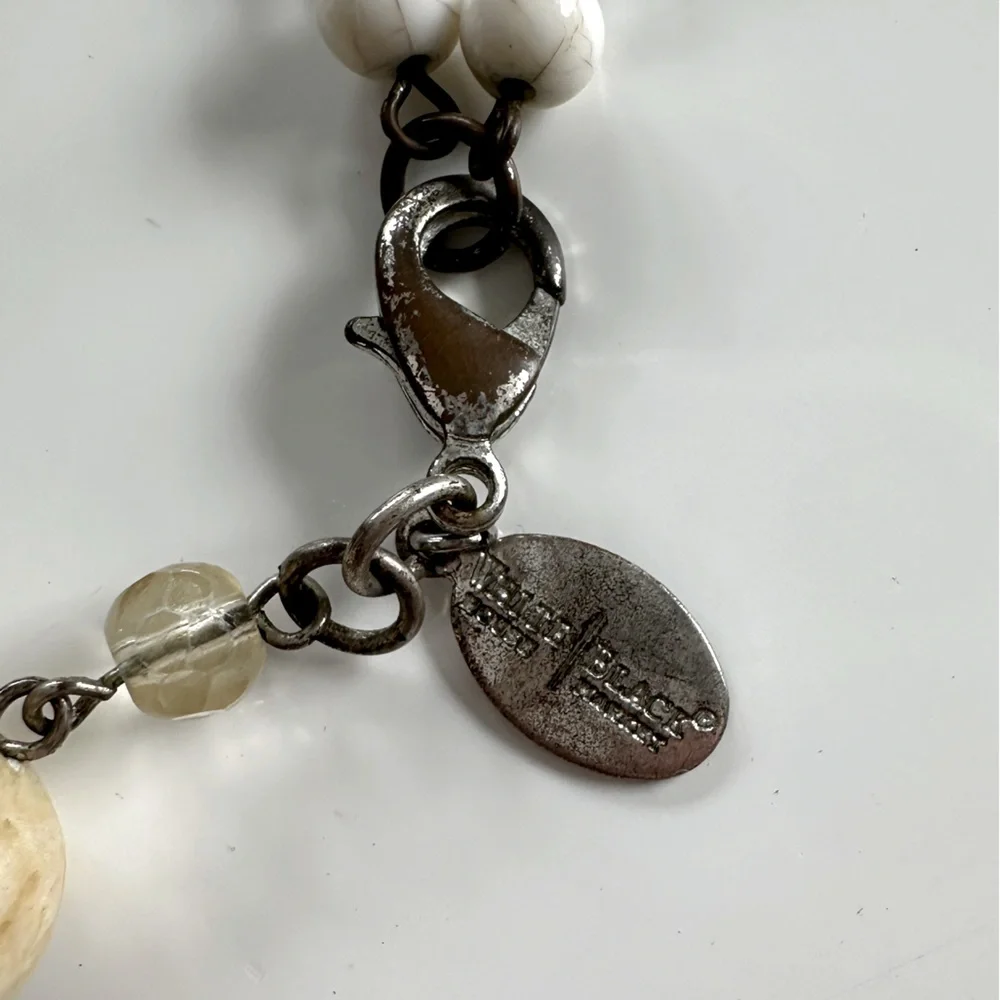 LIKE NEW chunky marble bead necklace - Picture 3 of 4